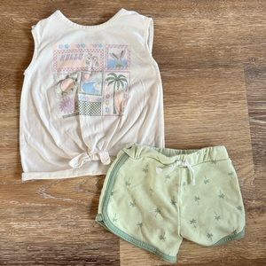 Garanimals top / bottom set. 12-18 months